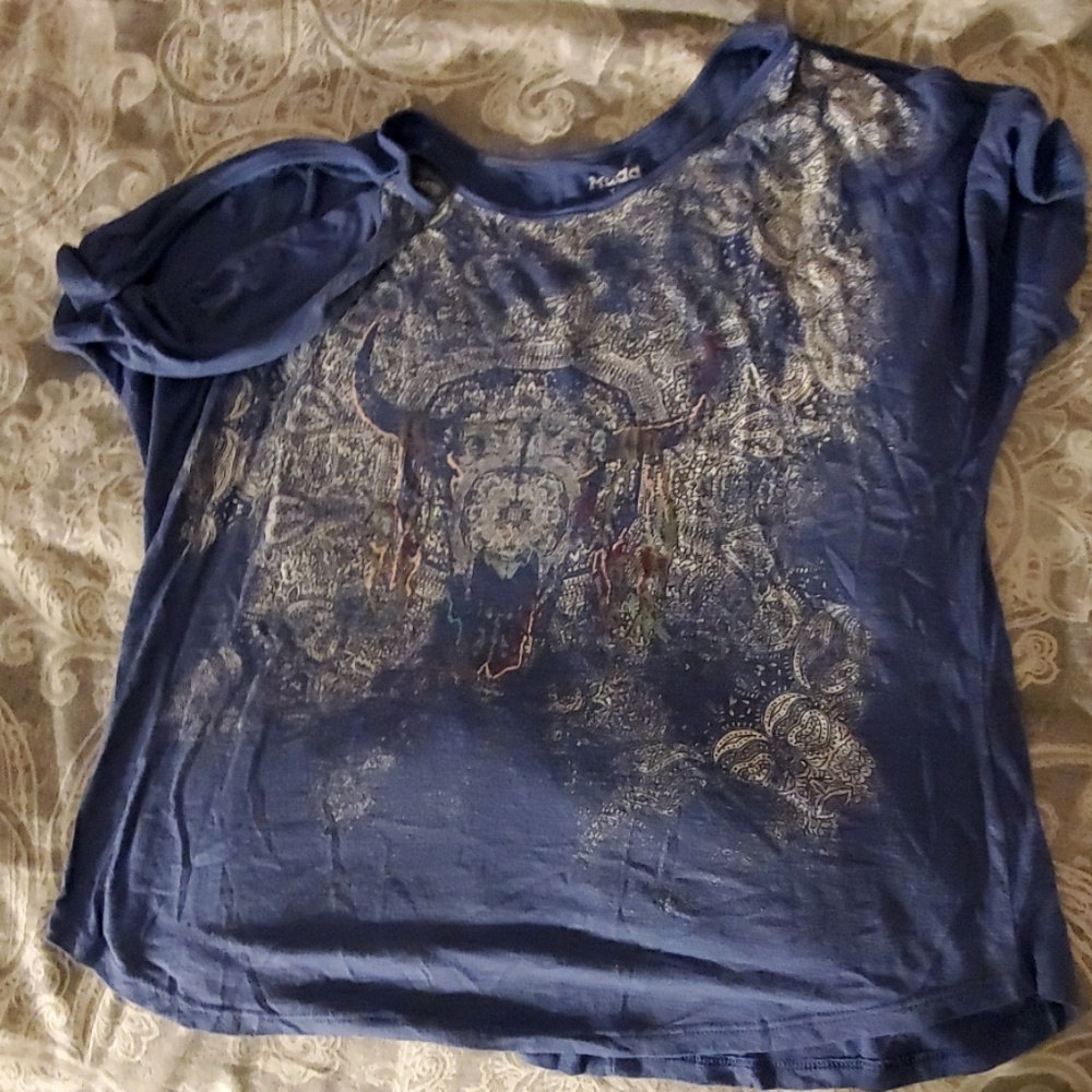 Mudd cold shoulder T